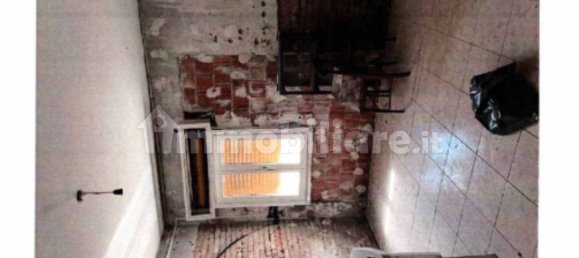 4 Schlafzimmer Wohnung in Bomporto, Italy, Nr. 264402 7