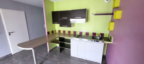 1 bedroom Apartment in L'Isle-Adam, France No. 193735 3