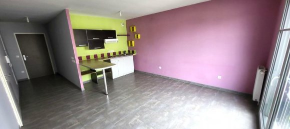 1 bedroom Apartment in L'Isle-Adam, France No. 193735 2