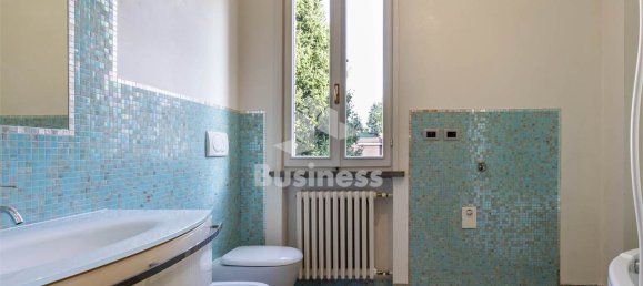 4 Schlafzimmer Wohnung in Reggio Emilia, Italy, Nr. 329253 13