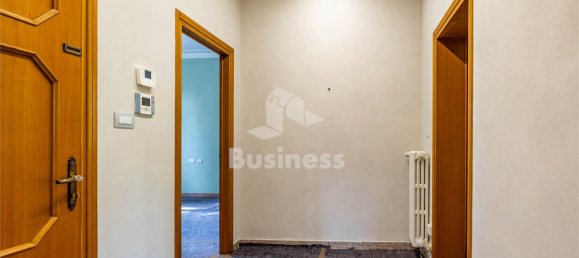 4 Schlafzimmer Wohnung in Reggio Emilia, Italy, Nr. 329253 5