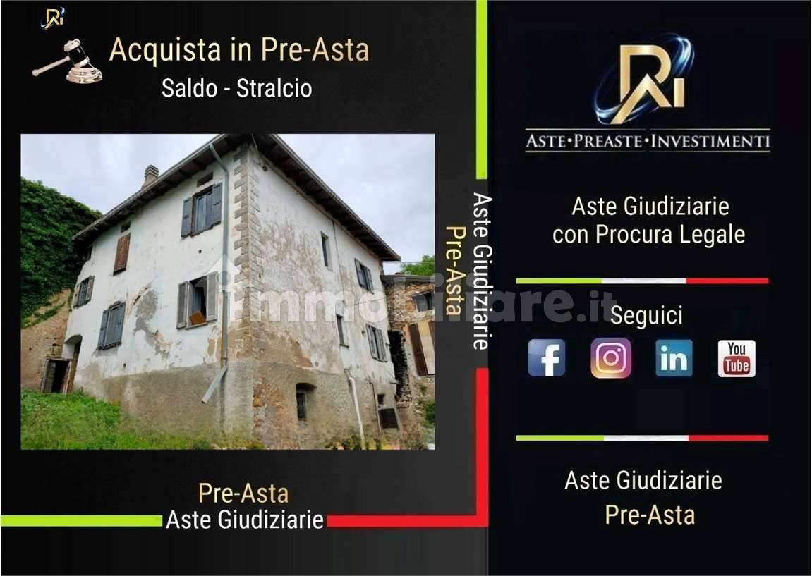 2 bedrooms Apartment in Rogno, Italy No. 1934