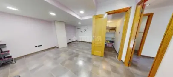 117m² Commercial property in Valencia, Spain No. 134627 9