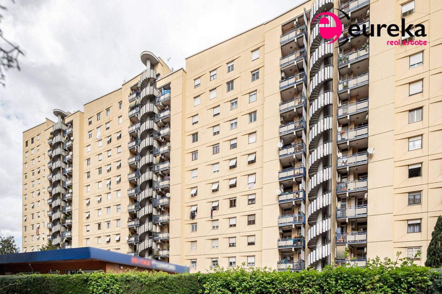 3 bedrooms Apartment in Rome, Italy No. 31579