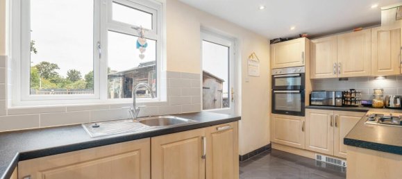 3 bedrooms House in Beckenham, United Kingdom No. 3028 6