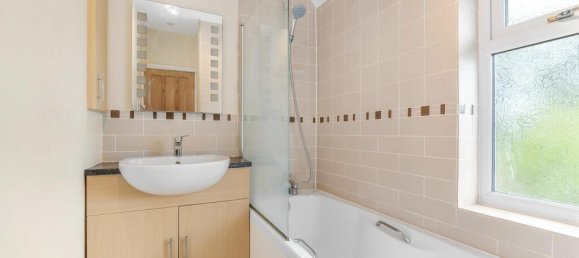 3 bedrooms House in Beckenham, United Kingdom No. 3028 24