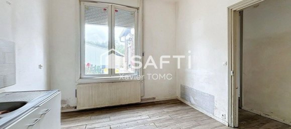 3 bedrooms House in Lievin, France No. 228216 2