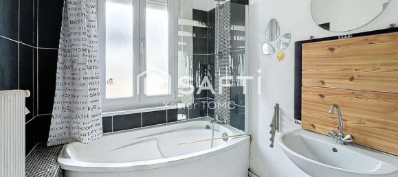 3 bedrooms House in Lievin, France No. 228216 9