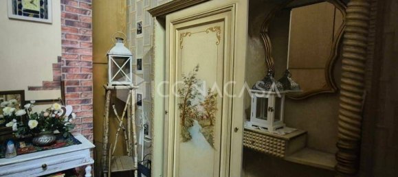 143m² Warehouse in Monza, Italy No. 362994 6