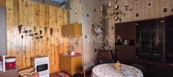 143m² Warehouse in Monza, Italy No. 362994 7