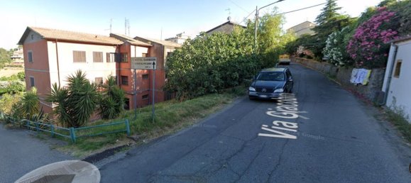 Квартира с 4 комнатами в Альтомонте, Италия № 201664 2