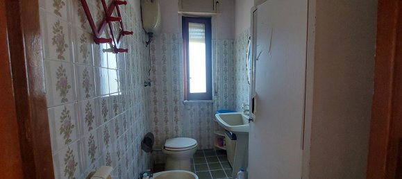 5 bedrooms Apartment in Portici, Italy No. 326320 2