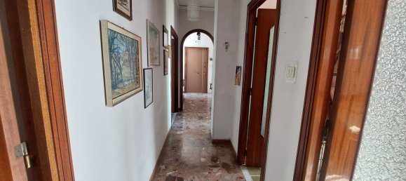 5 bedrooms Apartment in Portici, Italy No. 326320 5