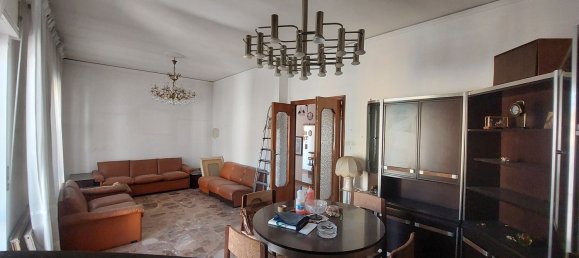 5 bedrooms Apartment in Portici, Italy No. 326320 8