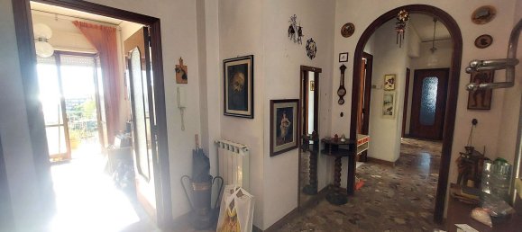 5 bedrooms Apartment in Portici, Italy No. 326320 7