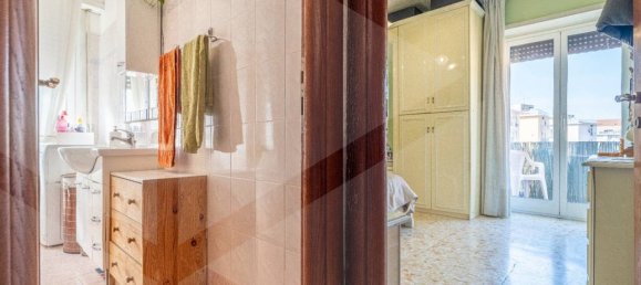 Apartamento de 3 habitaciónes en Rome, Italy No. 20624 15