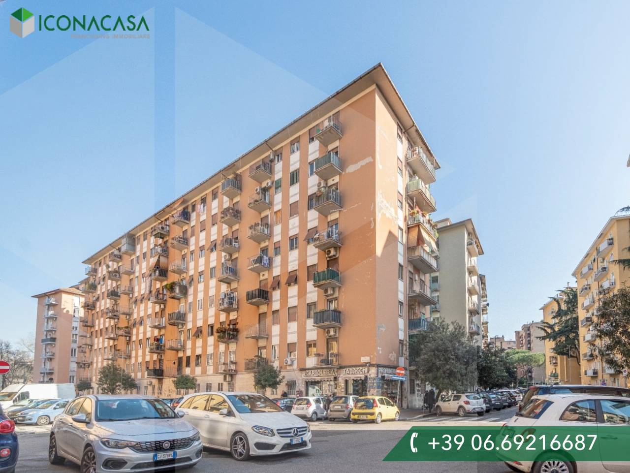 Apartamento de 3 habitaciónes en Rome, Italy No. 20624