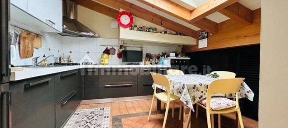 2 bedrooms Penthouse in Casalgrande, Italy No. 212008 7