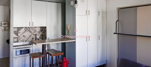 Studio in Noisy-le-Grand, France No. 143578 3