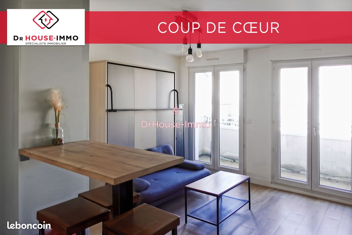 Studio in Noisy-le-Grand, France No. 143578