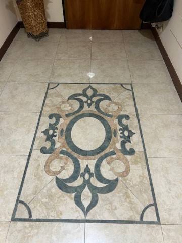 4 rooms Office in Bari, Italy No. 256013