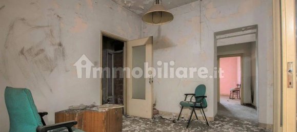 6 bedrooms House in Verona, Italy No. 263104 3