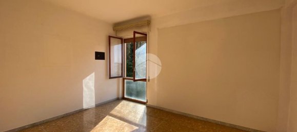 4 rooms Apartment in Genoa, Italy No. 293303 21