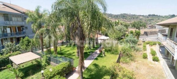 Apartamento de 2 dormitorios en Aci Catena, Italy No. 274566 3