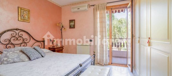 Apartamento de 2 dormitorios en Aci Catena, Italy No. 274566 14