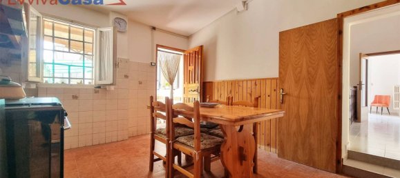 5 bedrooms Villa in Filottrano, Italy No. 292773 6