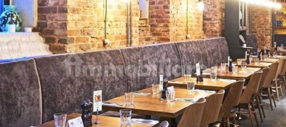 4-salle Propriété commerciale à Rome, Italy No. 65195 12