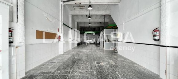 184m² Commercial property in Badalona, Spain No. 159835 6