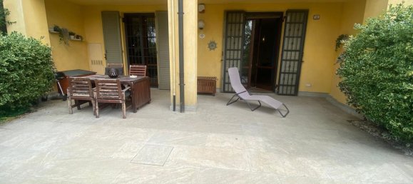 3 bedrooms Apartment in Reggio Emilia, Italy No. 313263 3