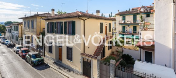 3 bedrooms Villa in Florence, Italy No. 127140 28