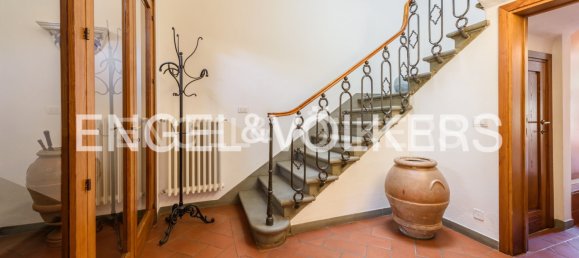 3 bedrooms Villa in Florence, Italy No. 127140 18