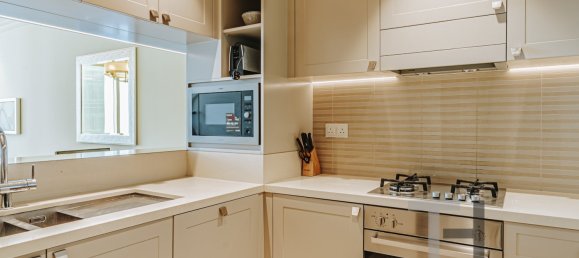 2 bedrooms Apartment in Burj Khalifa, UAE No. 34480 6