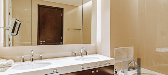 2 bedrooms Apartment in Burj Khalifa, UAE No. 34480 11