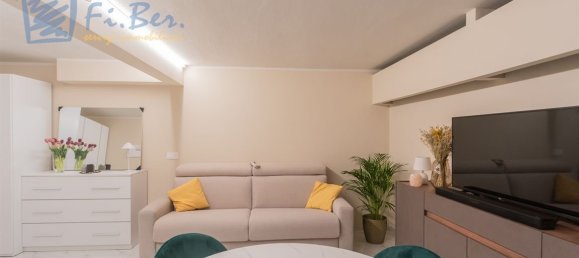 5 bedrooms Villa in Pioltello, Italy No. 266202 17