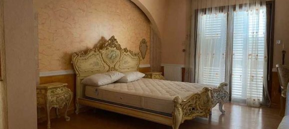 Коммерческая недвижимость с 6 спальнями в Пиргос, Кипр № 20984 2