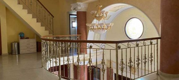 Коммерческая недвижимость с 6 спальнями в Пиргос, Кипр № 20984 7