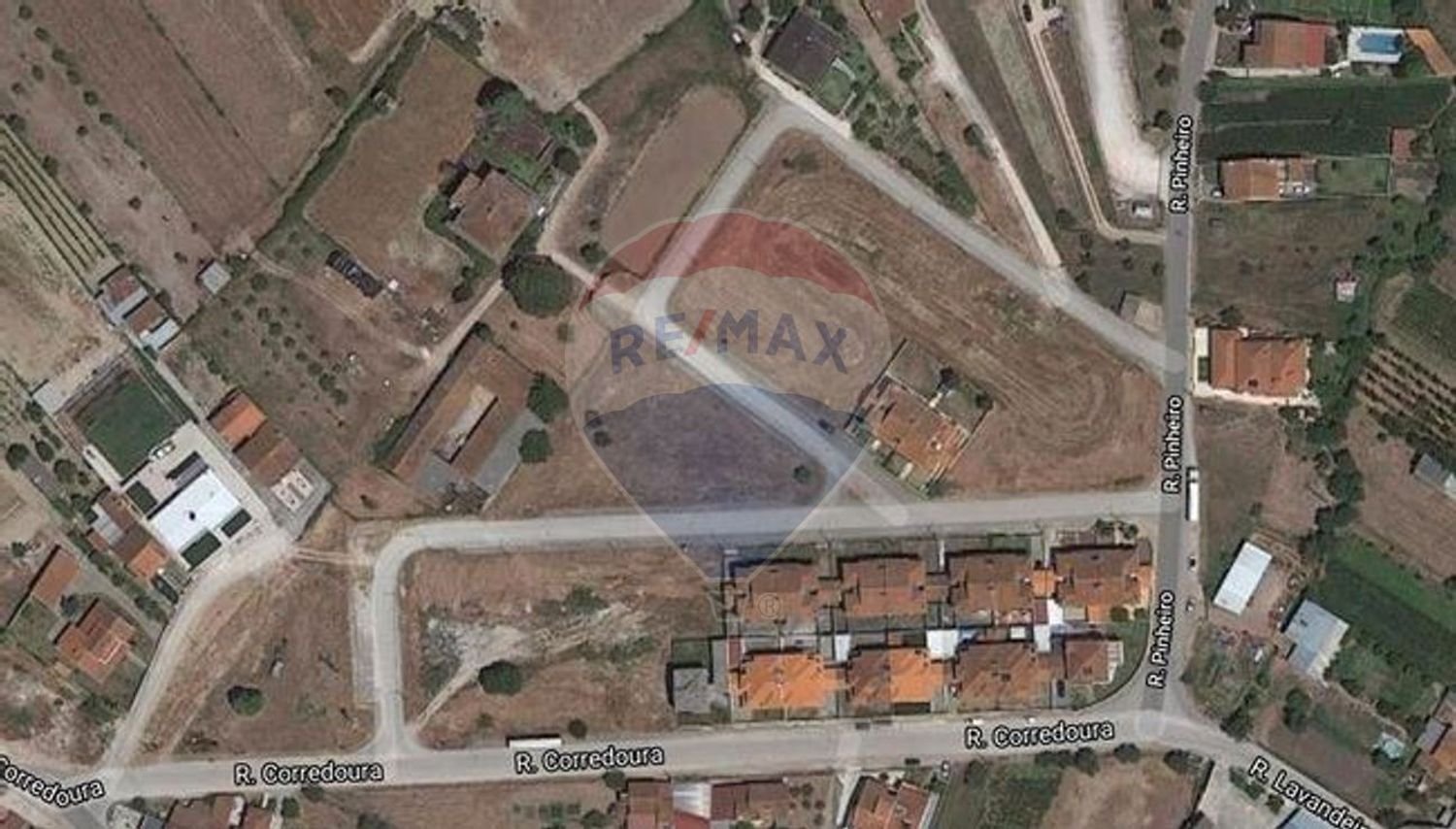  قطعة أرض في Casal Comba, Portugal 336متر مربع رقم 66537