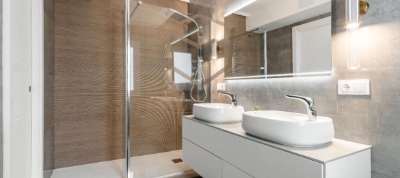 Apartamento de 3 dormitorios en Madrid, Spain No. 167277 12