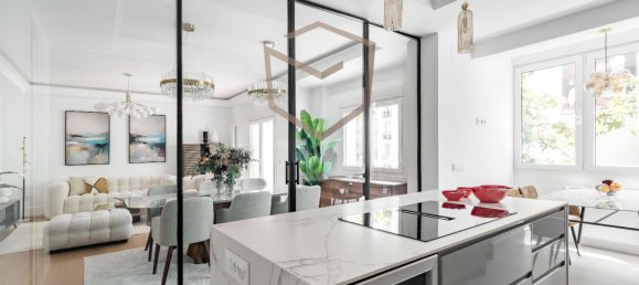 Apartamento de 3 dormitorios en Madrid, Spain No. 167277 7