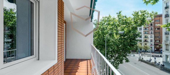 Apartamento de 3 dormitorios en Madrid, Spain No. 167277 17