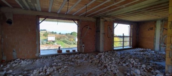 Villa de 21 habitación en Colli al Metauro, Italy No. 152214 2