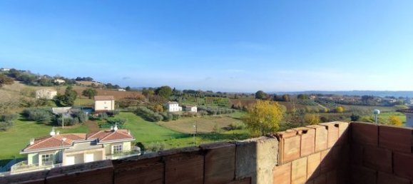 Villa de 21 habitación en Colli al Metauro, Italy No. 152214 10