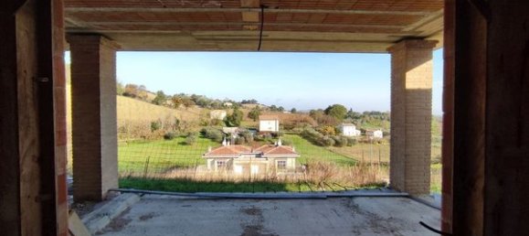 Villa de 21 habitación en Colli al Metauro, Italy No. 152214 6