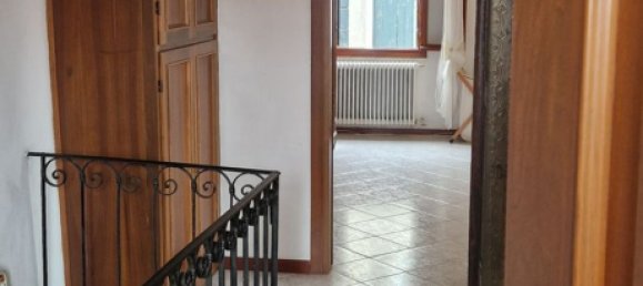 5 bedrooms Duplex in Venice, Italy No. 350544 5