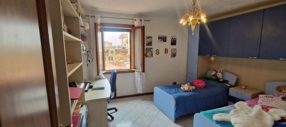 5 bedrooms Duplex in Venice, Italy No. 350544 2