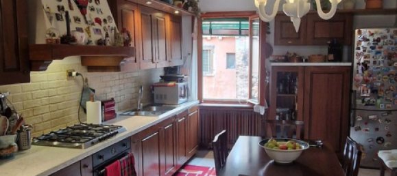 5 bedrooms Duplex in Venice, Italy No. 350544 8